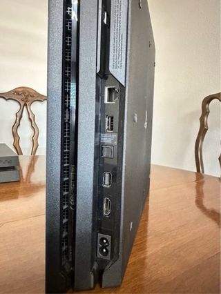 PlayStation 4 Pro 1TB Negra