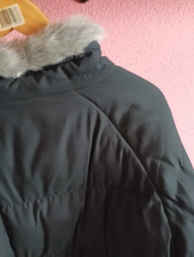 Chaquetón plumífero negro chica