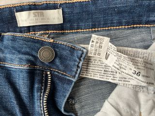 Pantalón vaquero flare azul