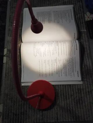 LAMPARA ESCRITORIO ROSA