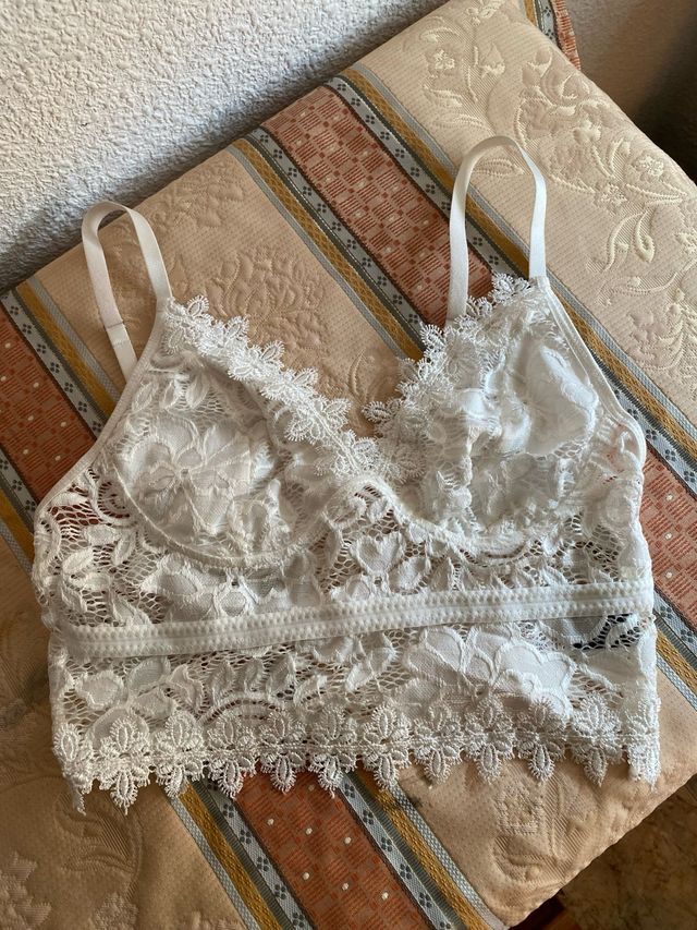 Top encaje blanco escote ligero Talla XS