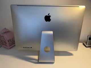 iMac 27” 2009. Para reparar o piezas.NO ENCIENDE.