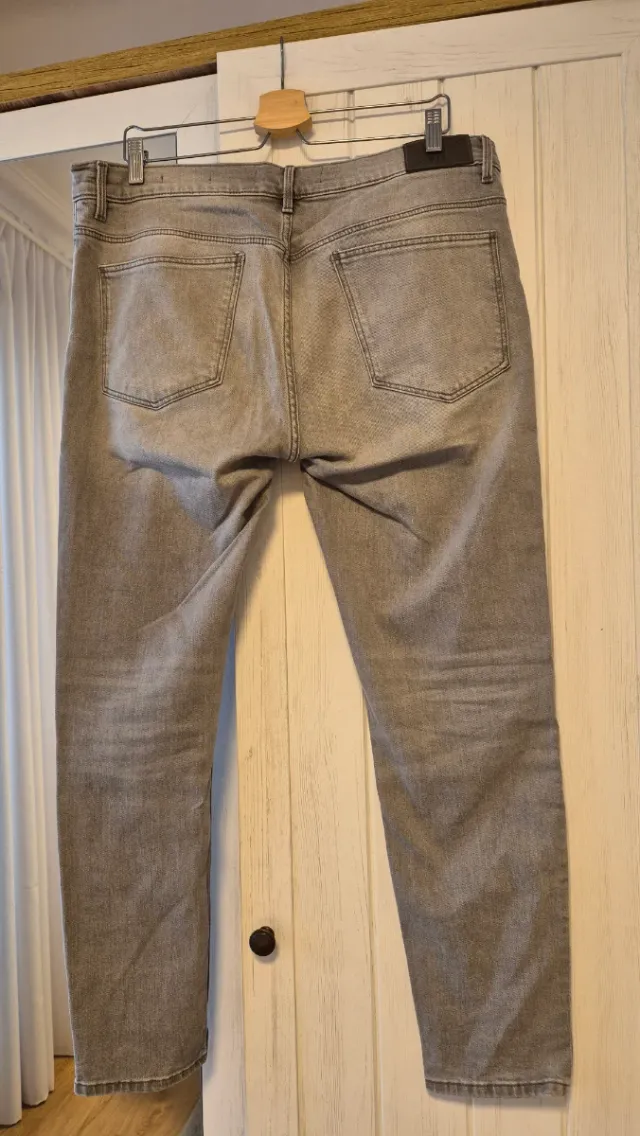 Pantalón Mango Gris Talla 46