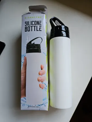 Borraccia in silicone con beccuccio