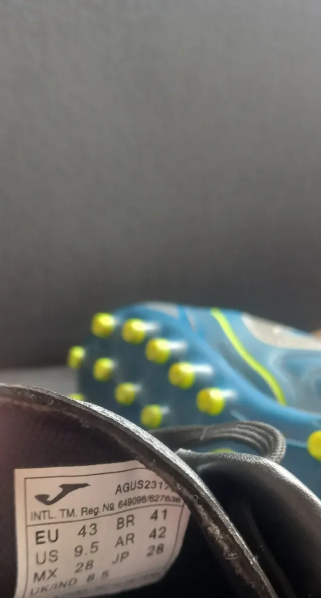 Botines de fútbol Talla 43