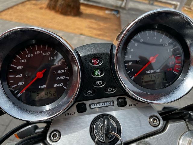 Suzuki Bandit 600 año 2003 limitada A2