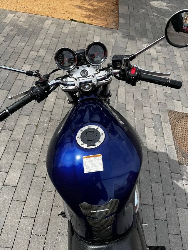 Suzuki Bandit 600 año 2003 limitada A2