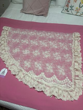 Mantilla Fallera Volante Encaje