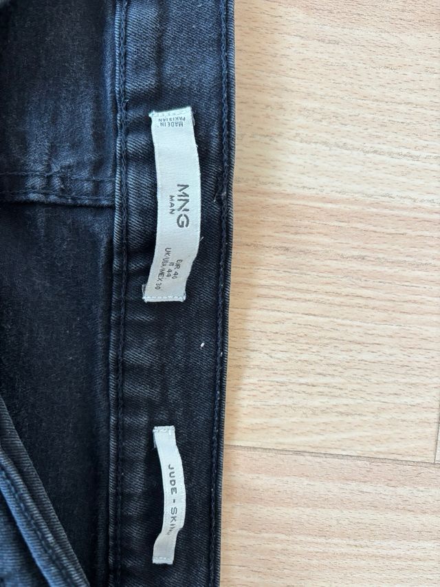 Pantalón Vaquero Mango Man Negro