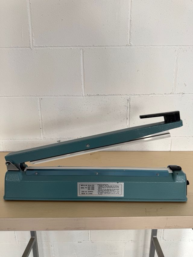 Selladora de bolsas FS-400