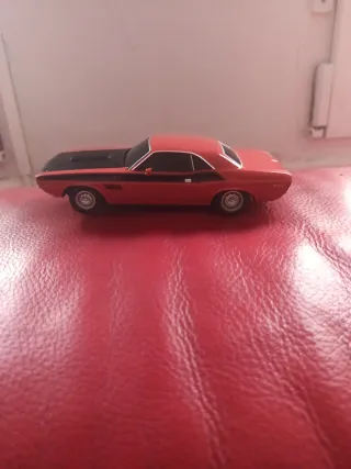 Coche Scalextric Dodge Challenger Rojo