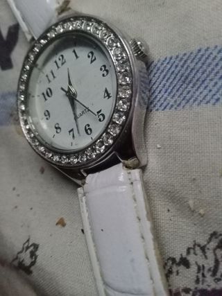 Reloj de pulsera de cuarzo para mujer