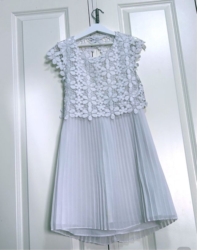 Vestido niña encaje y plisado Talla 10