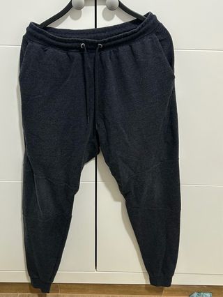 Pantalón de chándal gris