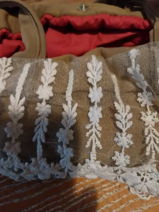 Borsa fatta a mano con pizzo