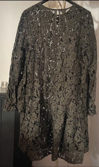 Abito verde in pizzo