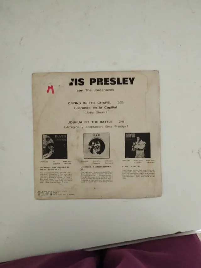 Vinilo Elvis Presley Crying in the Chapel RCA 1974
