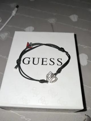 Braccialetto Guess nero con ciondolo strass