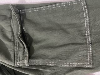 Pantalones anchos Bershka verdes T36