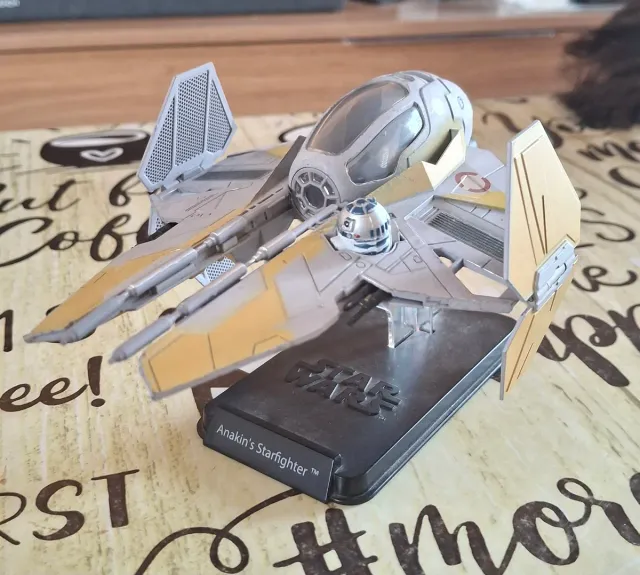 Star Wars: Caza Estelar Anakin