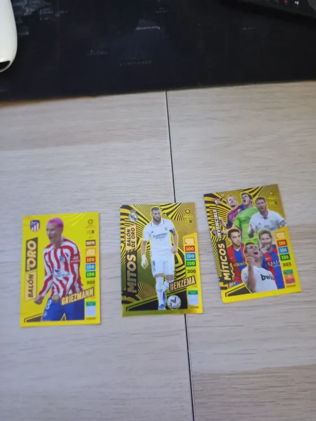 Carte Adrenalyn 22-23: Griezmann, Benzema, Mítico