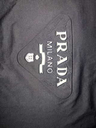 Camiseta Prada Negra