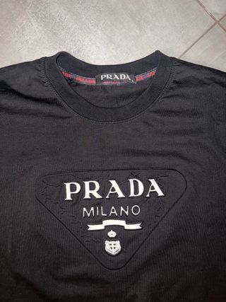Camiseta Prada Negra