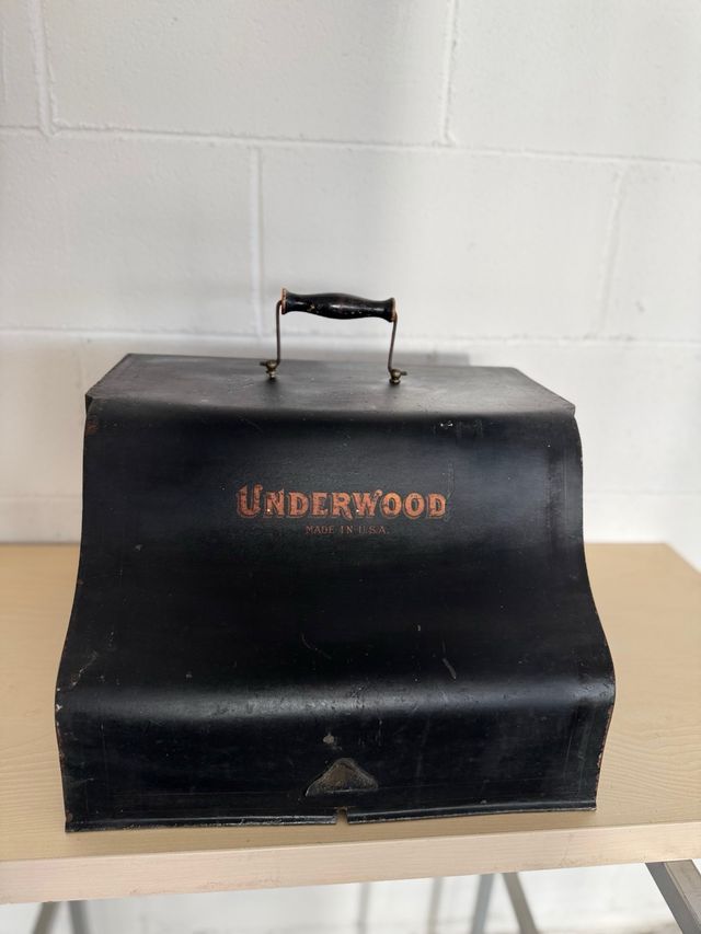 Caja para máquina de escribir Underwood