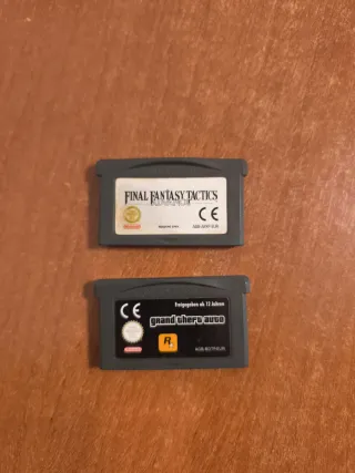Pacchetto 2 Giochi GBA: Final Fantasy Tactics, GTA