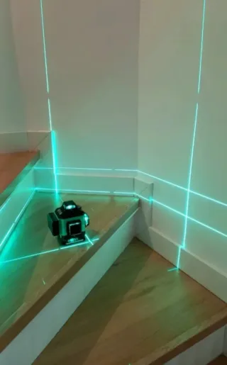 Nivel Láser 16 Líneas