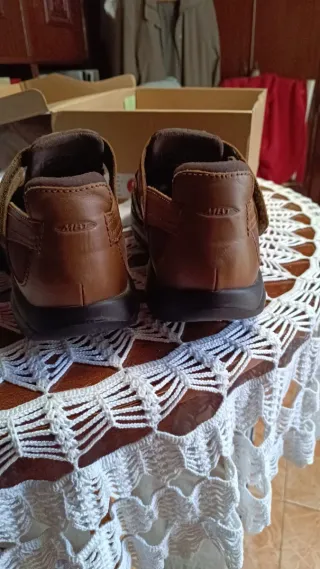 Sandalias MBT Hombre Talla 40 1/3 Marrones