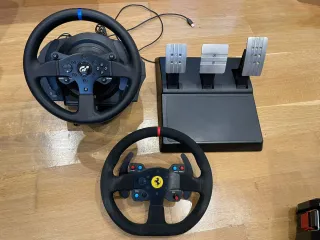 Thrustmaster T300 RS GT + Aro 599XX Evo Alcantara