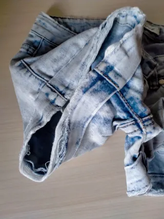 Shorts vaqueros desgastados