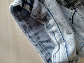 Shorts vaqueros desgastados