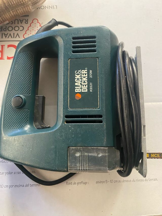Sierra de calar Black & Decker KS531