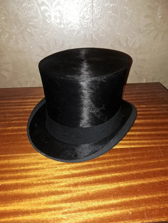 Coleccion de sombreros de copa o bombin vintage