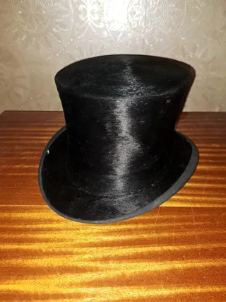 Coleccion de sombreros de copa o bombin vintage