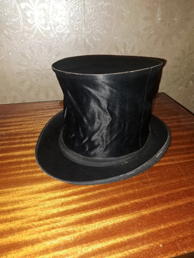 Coleccion de sombreros de copa o bombin vintage