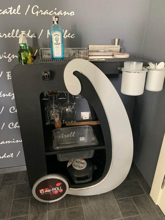 Carrito de Gin Tonics Coca Cola