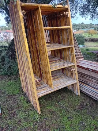 Andamios tradicionales metálicos