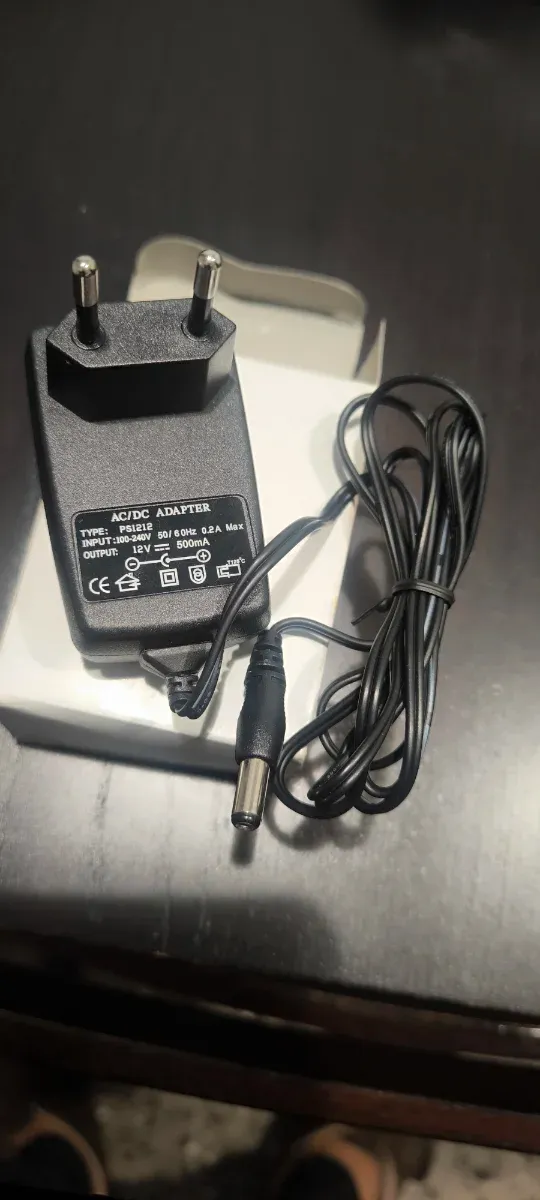 Adattatore AC/DC 12V 500mA per telecamera di sorveglianza