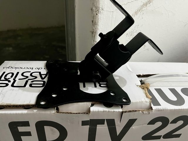 Televisor BLU:SENS 22 HD Multimedia (Sin mando)