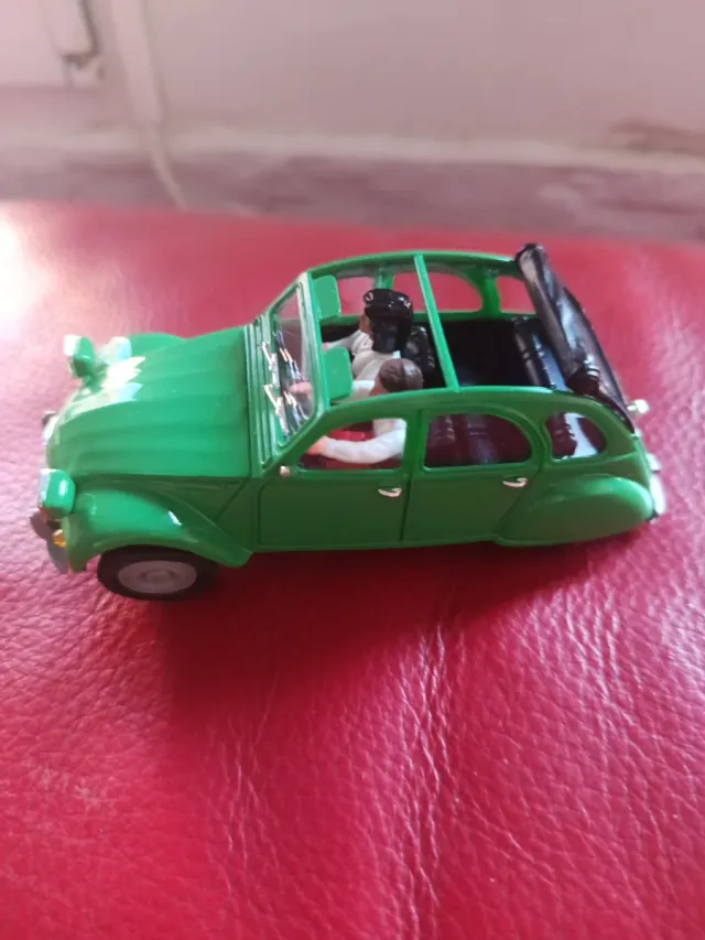 Coche Scalextric Citroën 2CV Verde