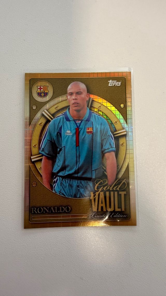 Ronaldo Gold Vault Topps Barcelona