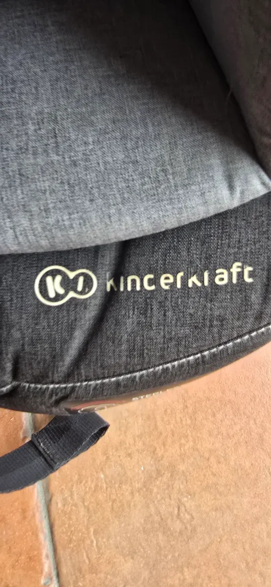 Seggiolino auto Kinderkraft 0+/1/2/3