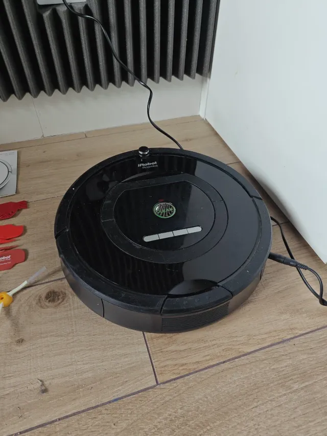 Roomba iRobot 770