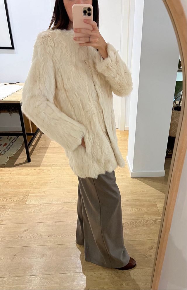 Abrigo pelo conejo Sfera Edición Limitada Talla M