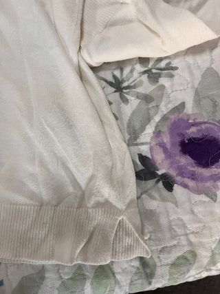 Camiseta blanca cuello alto