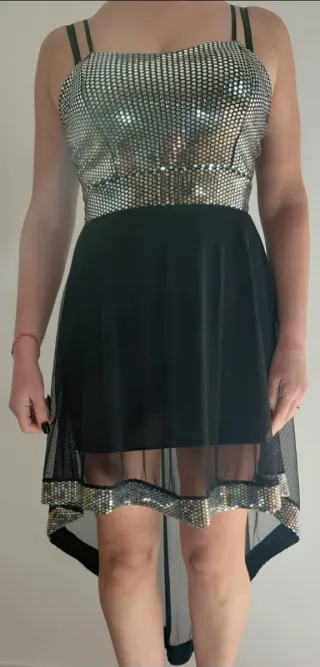Vestito paillettes argento e nero