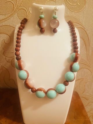 Collar y Pendientes